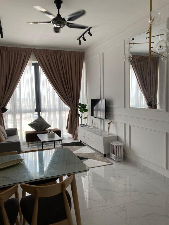 Free Netflix! Zas Suite At Troika Residence, Kb Kota Bharu Eksteriør billede